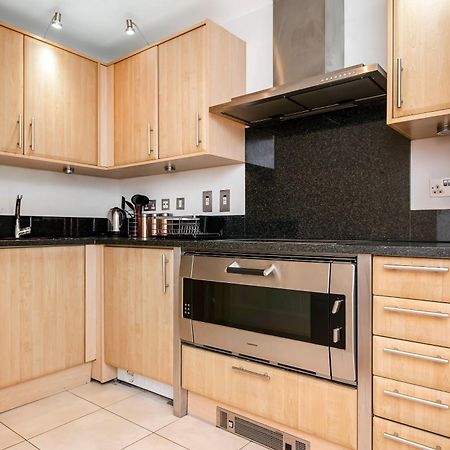 Central 2 Bed With Large Terrace London Exteriör bild