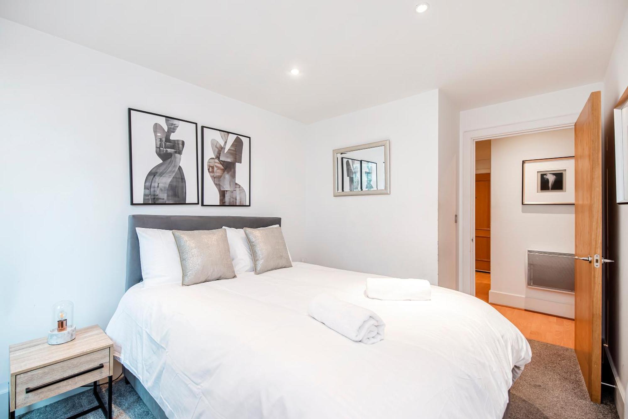Central 2 Bed With Large Terrace London Exteriör bild