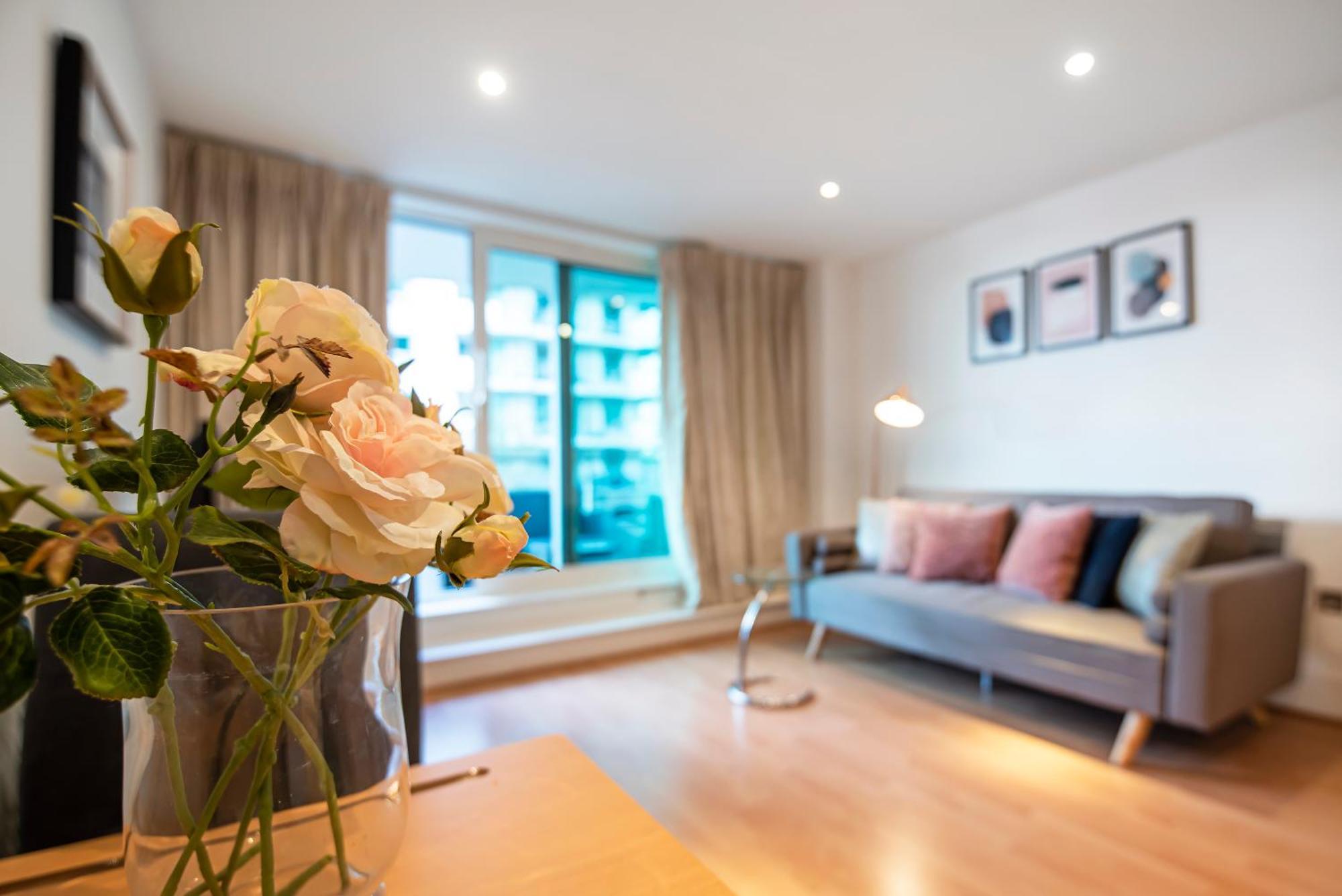 Central 2 Bed With Large Terrace London Exteriör bild