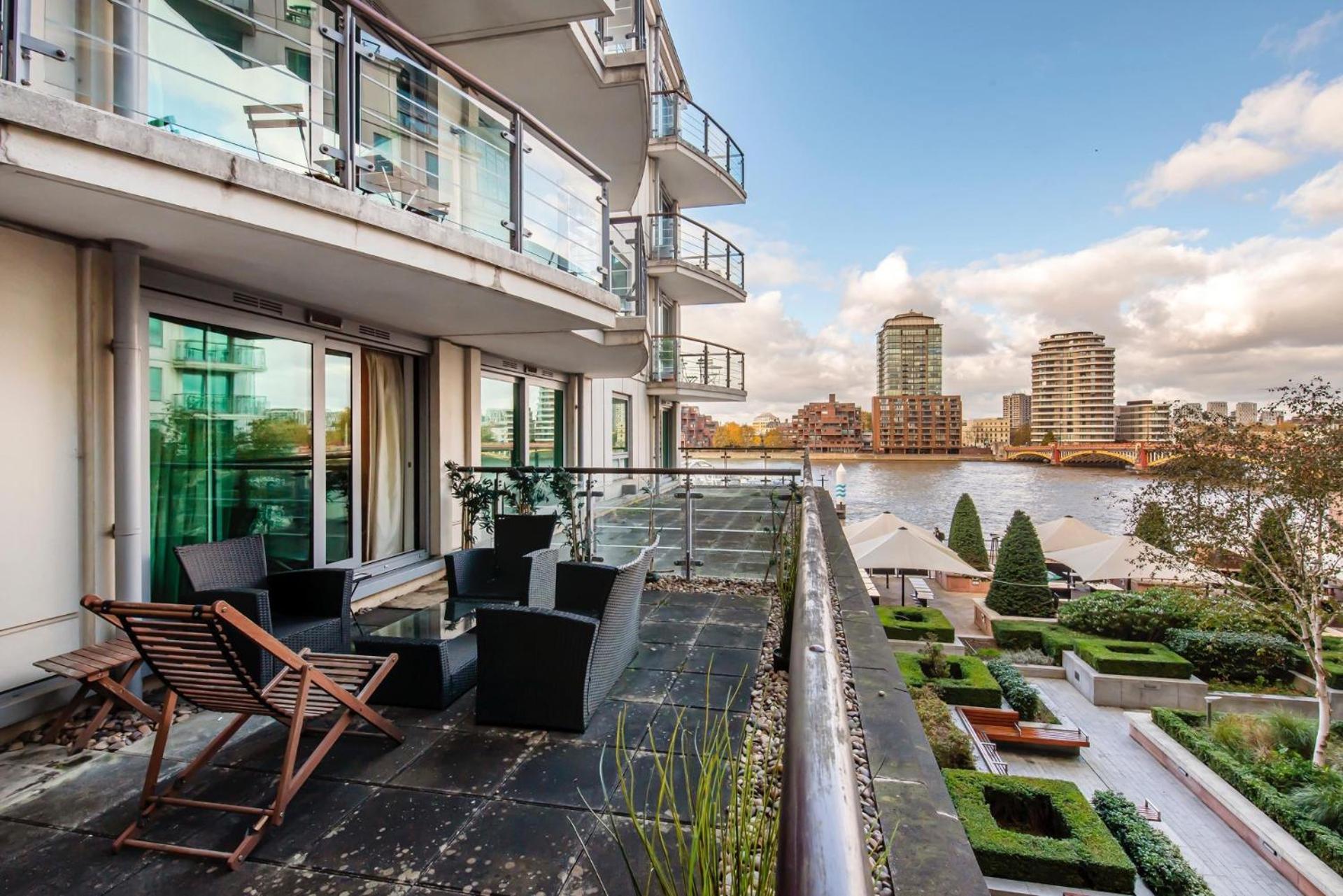 Central 2 Bed With Large Terrace London Exteriör bild
